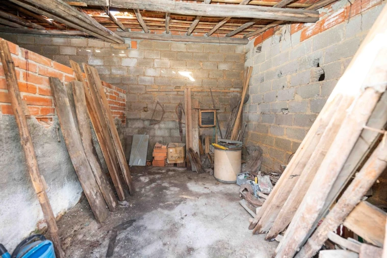 Moradia T3 para Venda em Casal Comba Foto 25