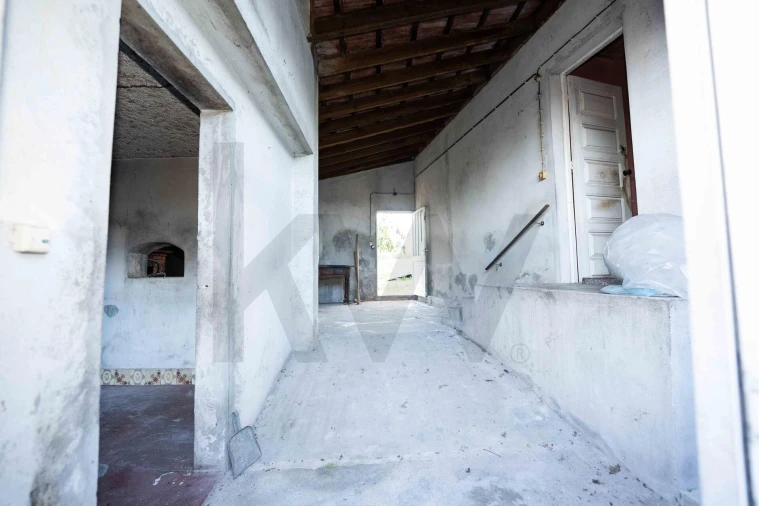 Moradia T3 para Venda em Casal Comba Foto 33