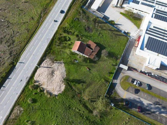 Moradia T3 para Venda em Casal Comba Foto 4