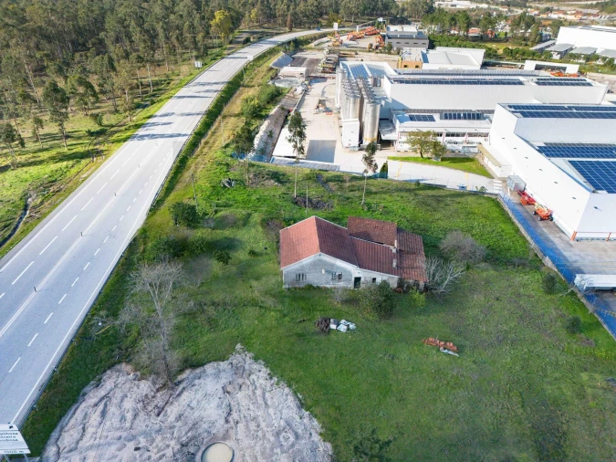 Moradia T3 para Venda em Casal Comba Foto 6