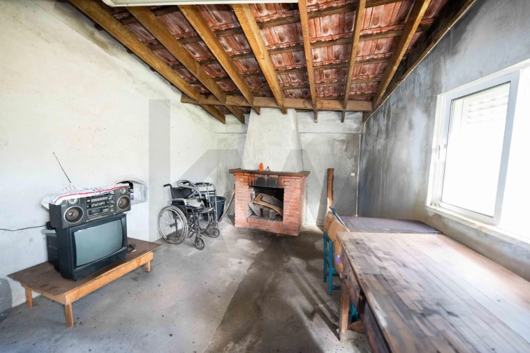 Moradia T3 para Venda em Casal Comba Foto 9