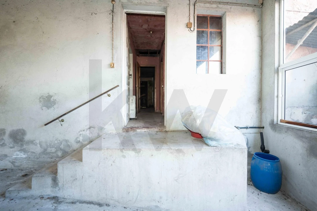 Moradia T3 para Venda em Casal Comba Foto 36