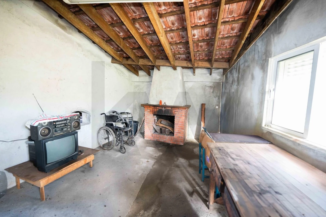 Moradia T3 para Venda em Casal Comba Foto 9