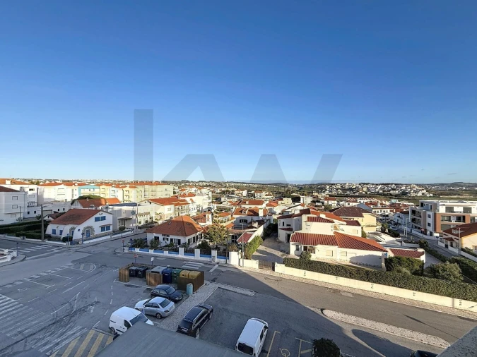 Apartamento T1 para Venda em Lourinhã e Atalaia Foto 20