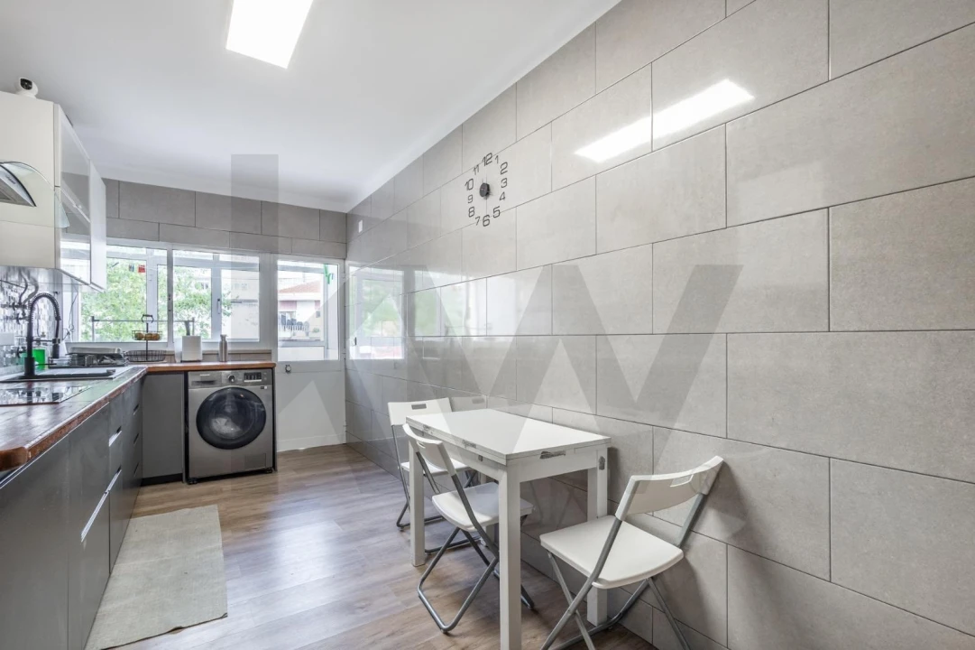 Apartamento T3 para Arrendamento em Nossa Senhora do Pópulo, Coto e São Gregório Foto 5