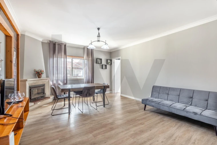 Apartamento T3 para Arrendamento em Nossa Senhora do Pópulo, Coto e São Gregório Foto 7