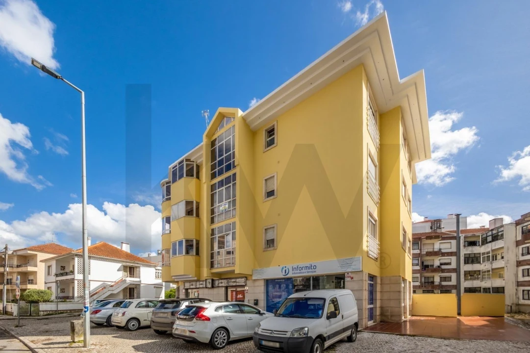 Apartamento T3 para Arrendamento em Nossa Senhora do Pópulo, Coto e São Gregório Foto 29