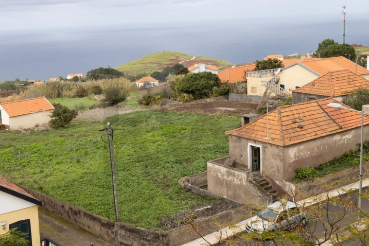 Moradia T3 para Venda em Ponta do Pargo Foto 3