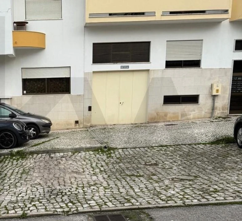 Garagem para Venda em Laranjeiro e Feijó Foto 6