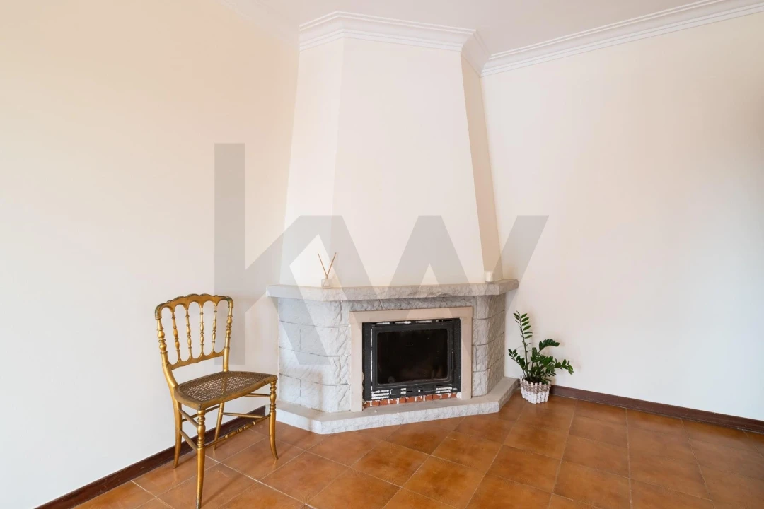 Apartamento T2 para Arrendamento em Carcavelos e Parede Foto 9