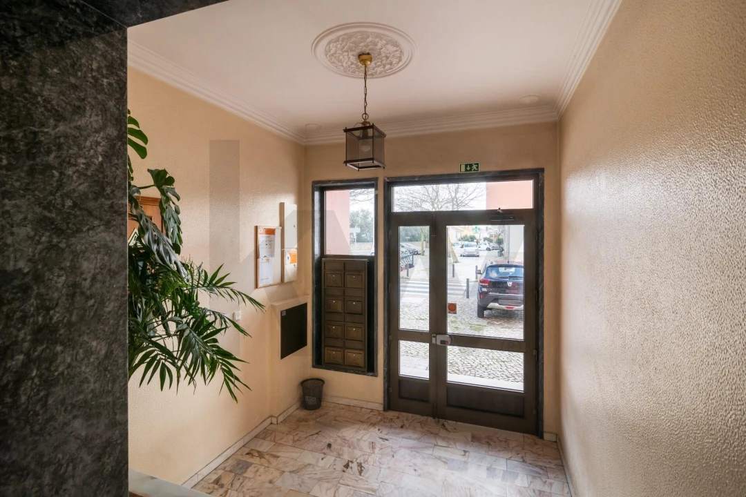 Apartamento T2 para Arrendamento em Carcavelos e Parede Foto 20