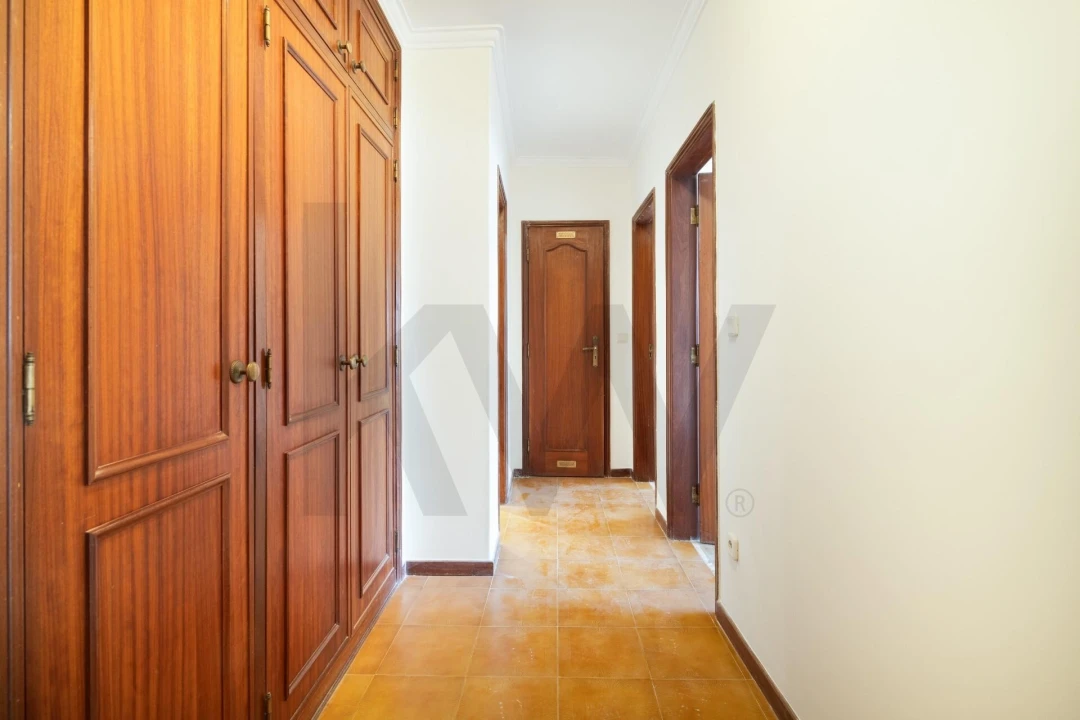 Apartamento T2 para Arrendamento em Carcavelos e Parede Foto 16