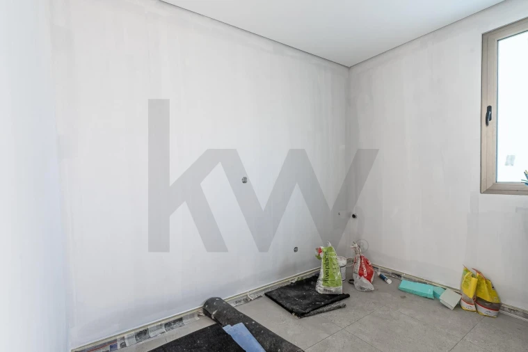 Moradia T2 para Venda em Arco da Calheta Foto 25