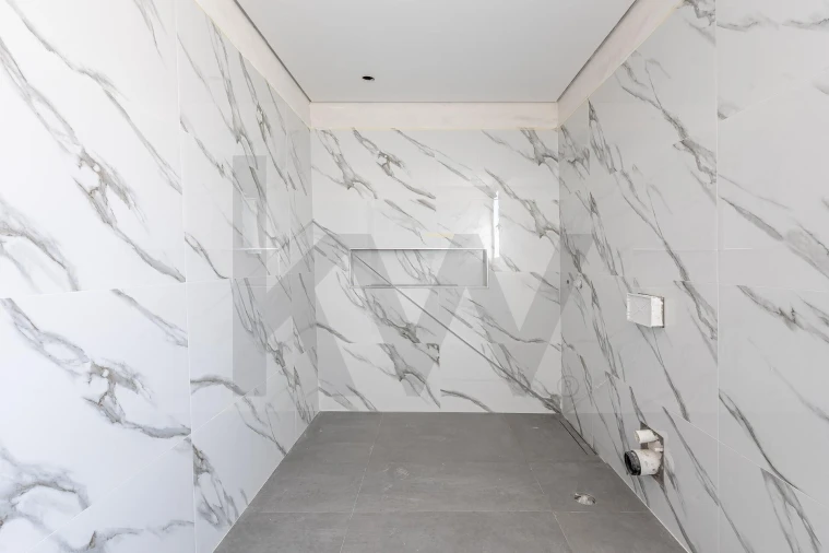 Moradia T2 para Venda em Arco da Calheta Foto 31