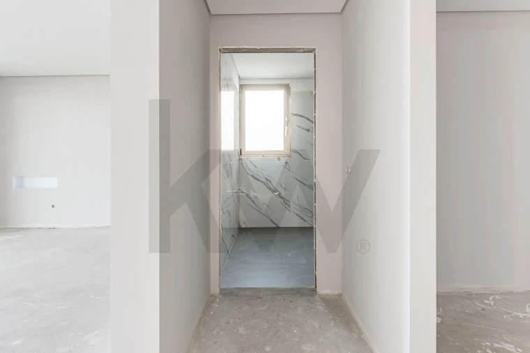 Moradia T2 para Venda em Arco da Calheta Foto 21