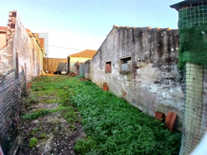 Moradia T2 para Venda em Alvorninha Foto 16