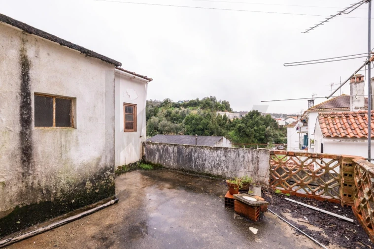 Moradia T5 para Venda em Eiras e São Paulo de Frades Foto 14