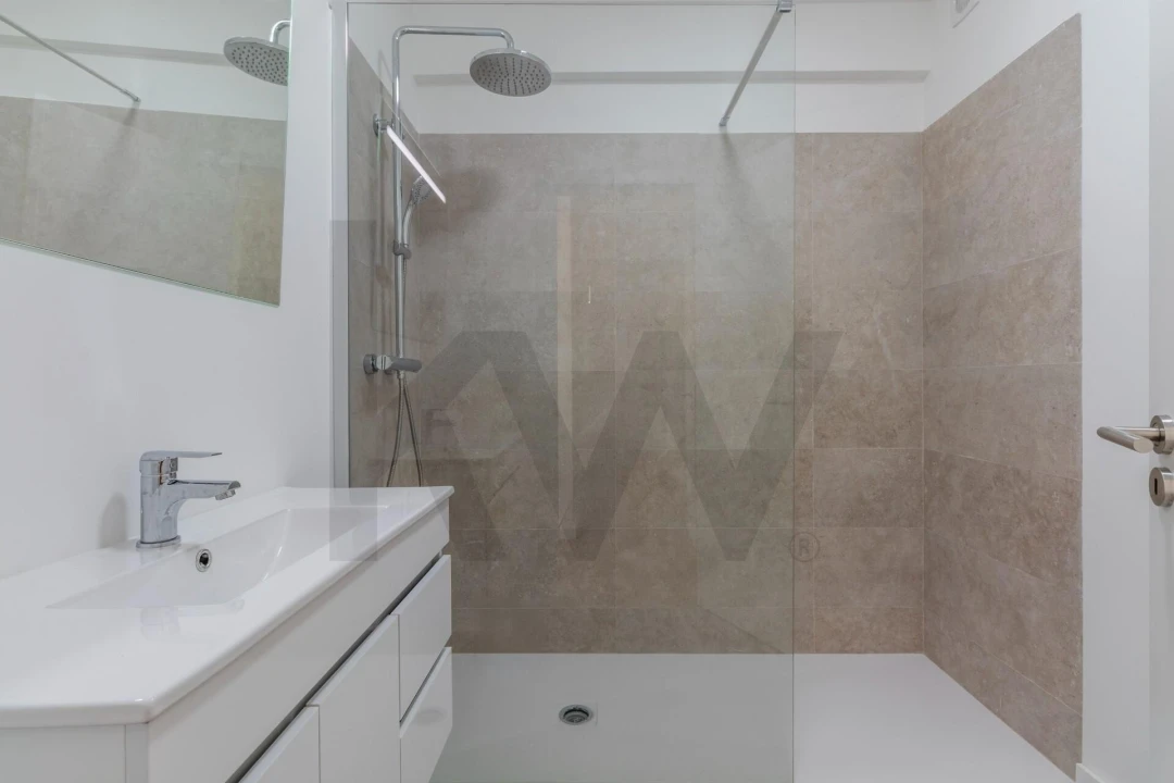 Apartamento T3 para Venda em Póvoa de Santa Iria e Forte da Casa Foto 20