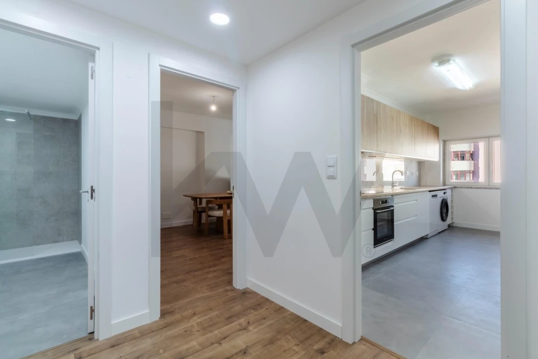 Apartamento T3 para Venda em Póvoa de Santa Iria e Forte da Casa Foto 16