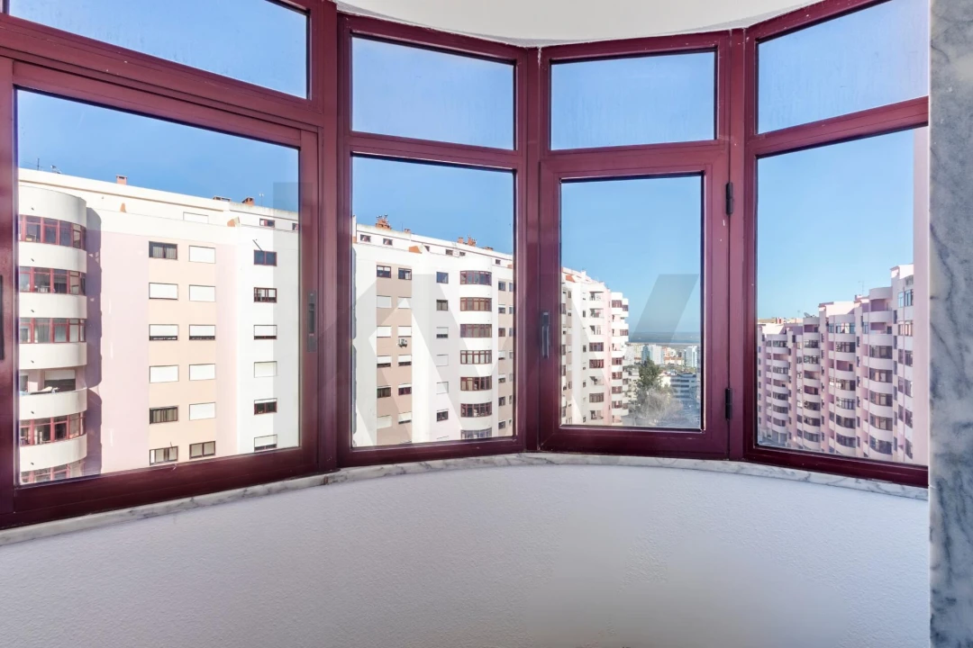 Apartamento T3 para Venda em Póvoa de Santa Iria e Forte da Casa Foto 14
