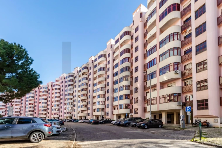 Apartamento T3 para Venda em Póvoa de Santa Iria e Forte da Casa Foto 42