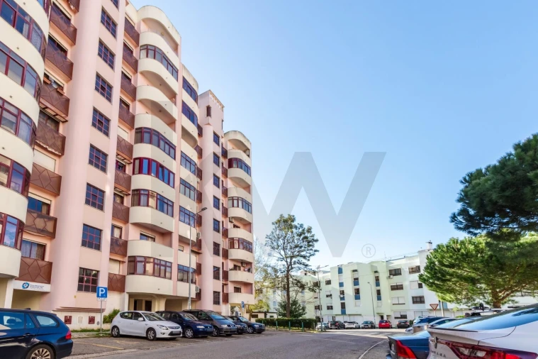 Apartamento T3 para Venda em Póvoa de Santa Iria e Forte da Casa Foto 41