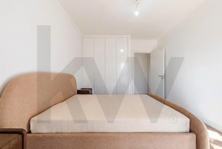 Apartamento T3 para Venda em Póvoa de Santa Iria e Forte da Casa Foto 25