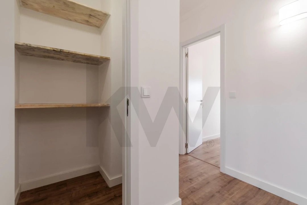 Apartamento T3 para Venda em Póvoa de Santa Iria e Forte da Casa Foto 23