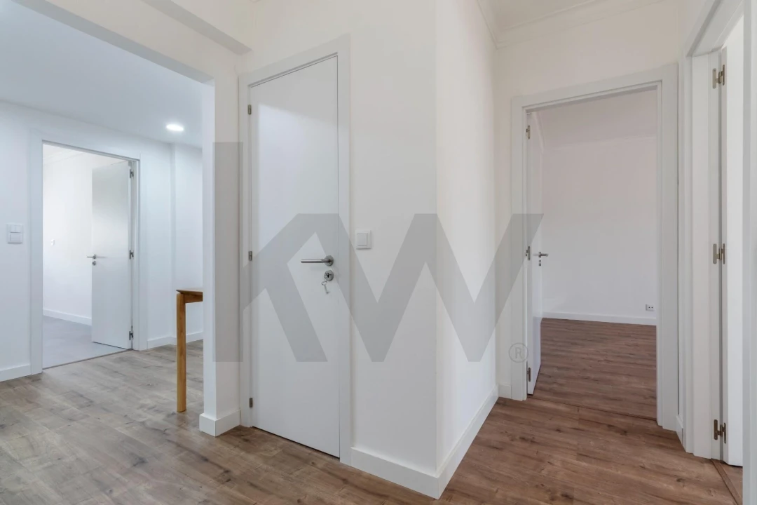 Apartamento T3 para Venda em Póvoa de Santa Iria e Forte da Casa Foto 27