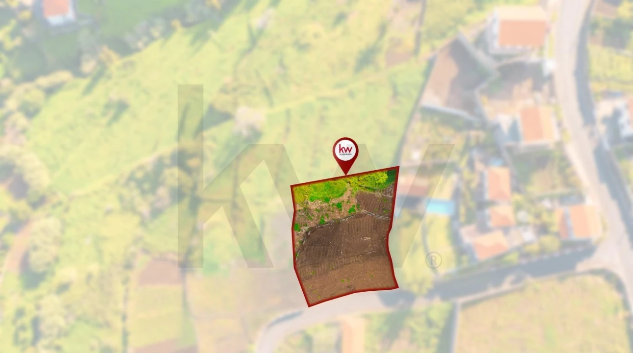Terreno para Venda em Estreito da Calheta Foto 4