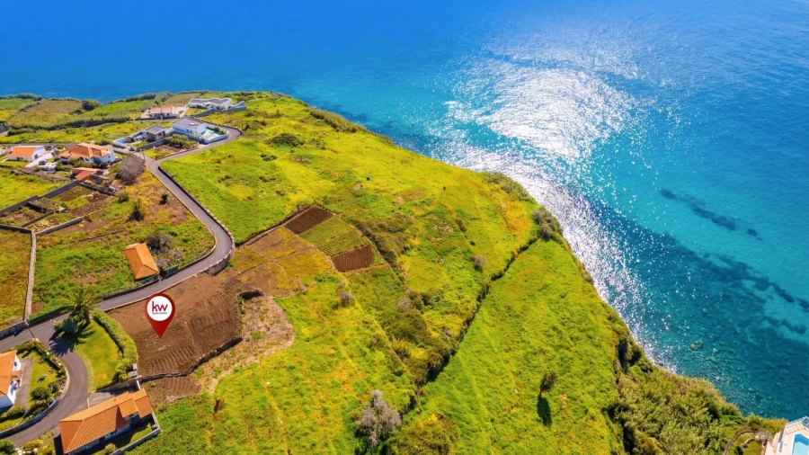 Terreno para Venda em Estreito da Calheta