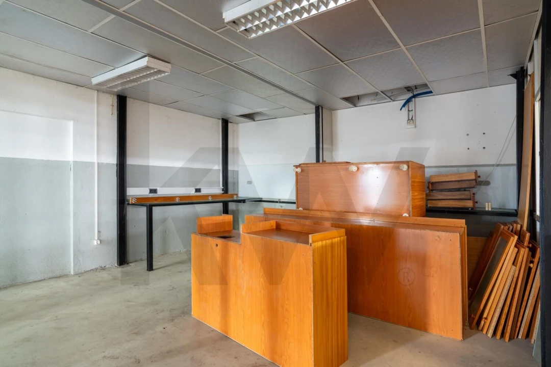 Armazém para Arrendamento em Agualva e Mira-Sintra Foto 9