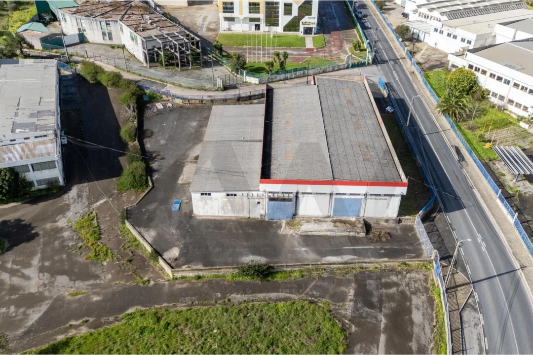 Armazém para Arrendamento em Agualva e Mira-Sintra Foto 29