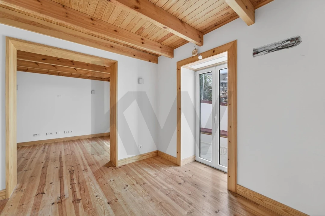 Moradia T2 para Venda em Arco da Calheta Foto 12