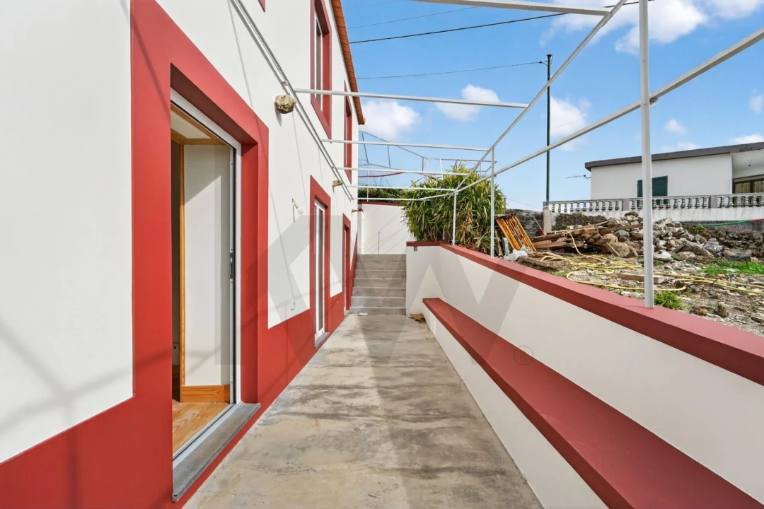 Moradia T2 para Venda em Arco da Calheta Foto 27