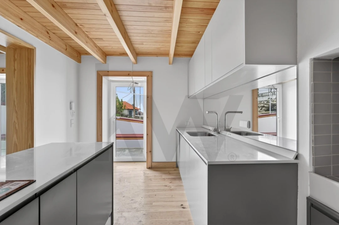 Moradia T2 para Venda em Arco da Calheta Foto 15