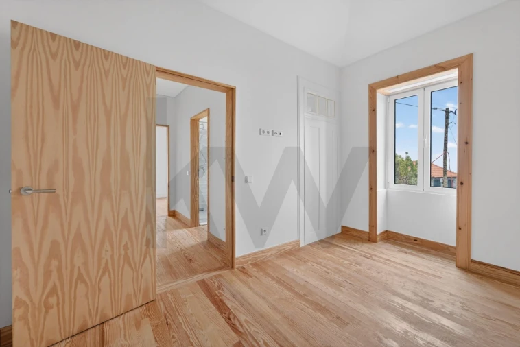 Moradia T2 para Venda em Arco da Calheta Foto 20