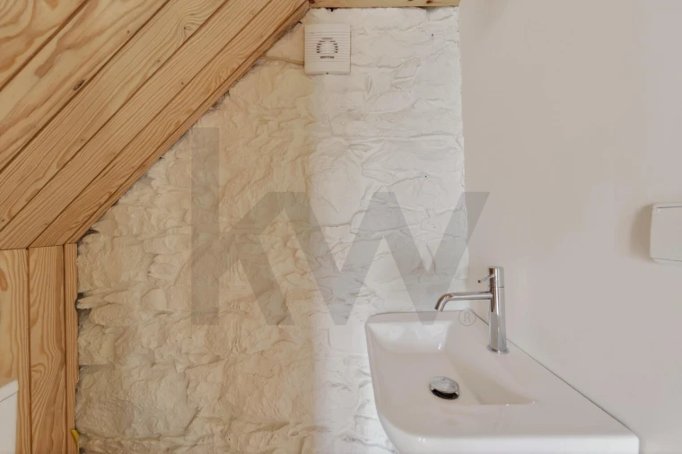 Moradia T2 para Venda em Arco da Calheta Foto 30