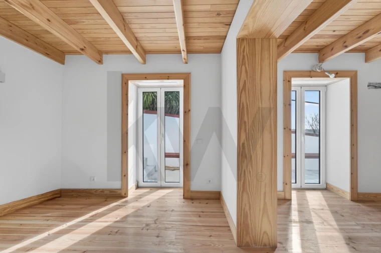 Moradia T2 para Venda em Arco da Calheta Foto 23