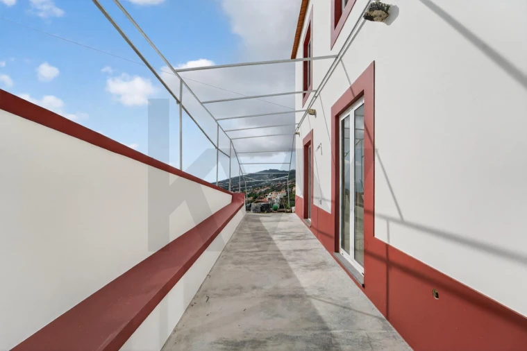 Moradia T2 para Venda em Arco da Calheta Foto 28