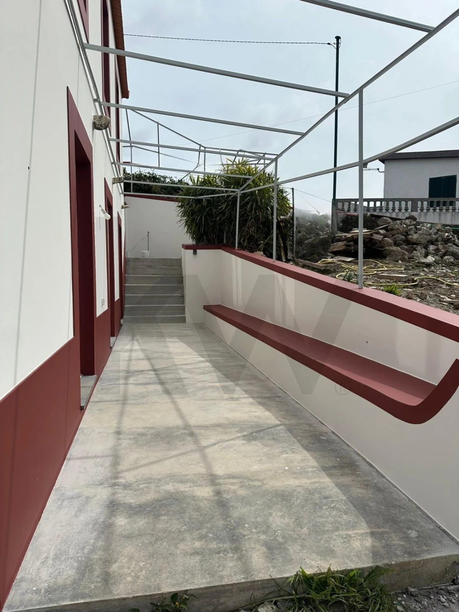 Moradia T2 para Venda em Arco da Calheta Foto 37