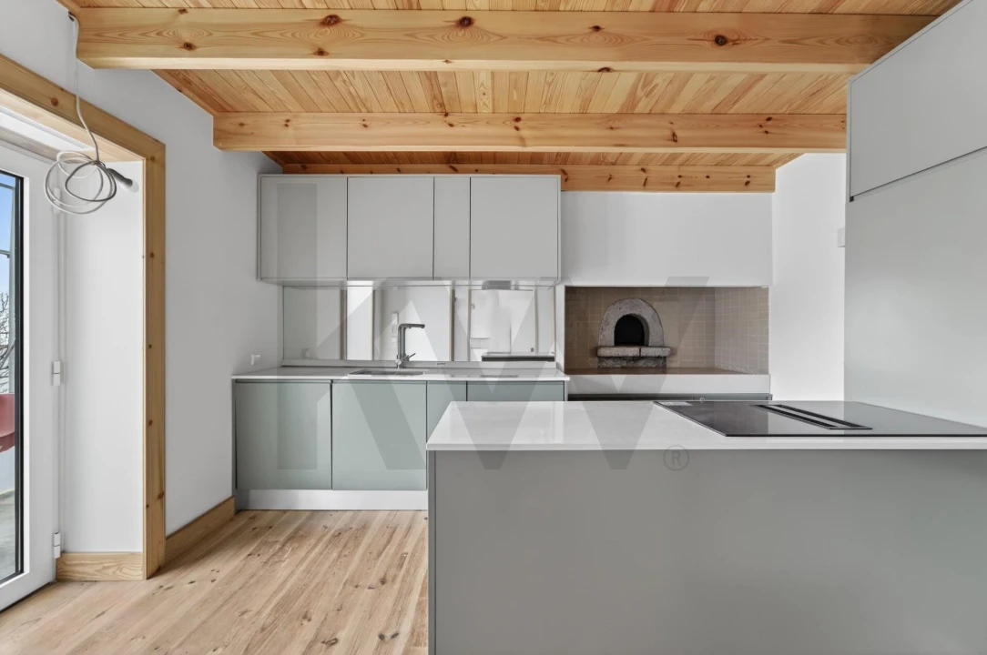 Moradia T2 para Venda em Arco da Calheta Foto 13