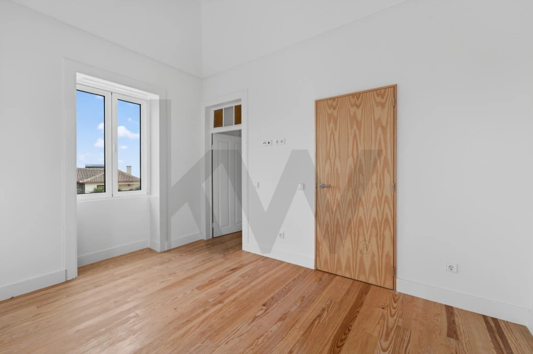 Moradia T2 para Venda em Arco da Calheta Foto 26