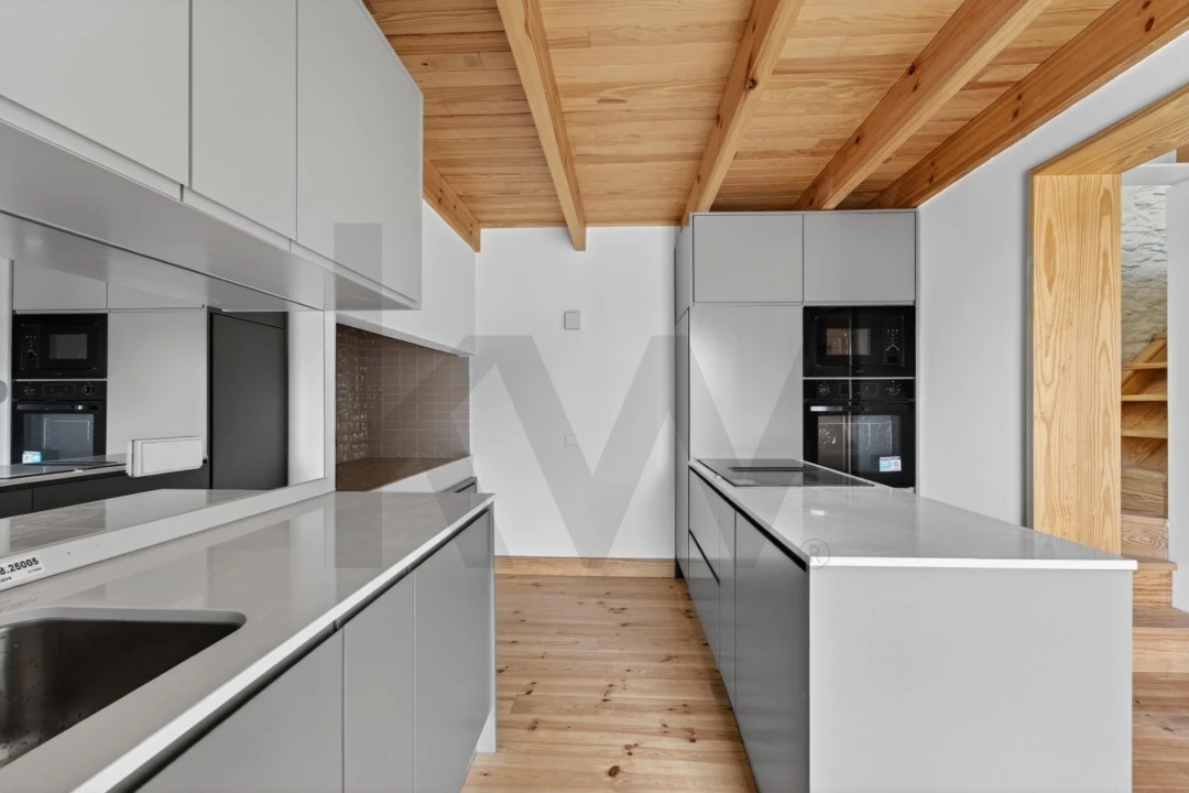 Moradia T2 para Venda em Arco da Calheta Foto 17