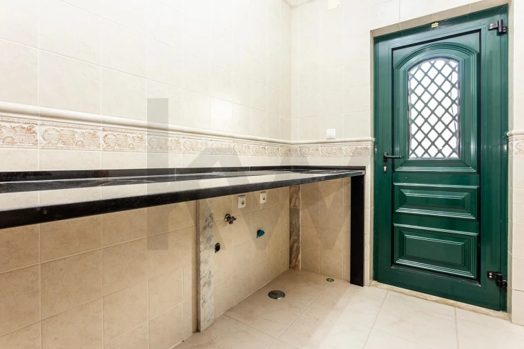 Moradia T4 para Venda em Azeitão (São Lourenço e São Simão) Foto 29