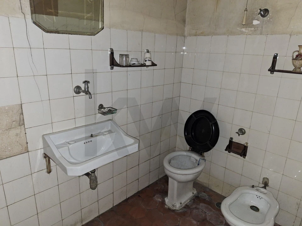 Loja para Arrendamento em Arroios Foto 11