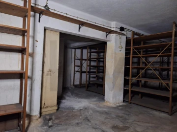 Loja para Arrendamento em Arroios