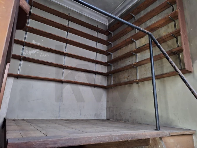 Loja para Arrendamento em Arroios Foto 8