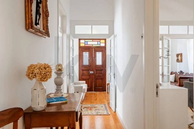 Moradia T4 para Venda em Funchal (Santa Maria Maior) Foto 10