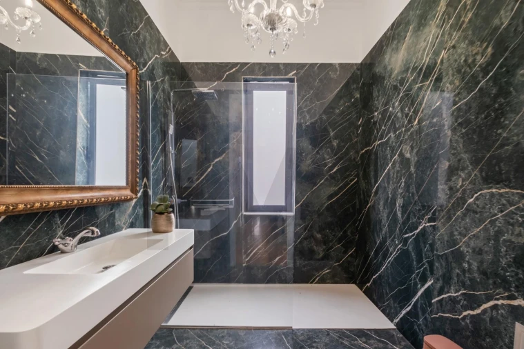 Moradia T4 para Venda em Funchal (Santa Maria Maior) Foto 26